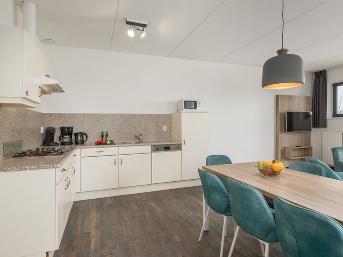 Private kitchen 5, Pet-friendly Garden Getaway, Edam-Volendam
