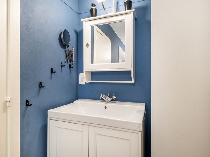 Bathroom 3, Apartment in Ostend With Stunning Sea View, West-Vlaanderen