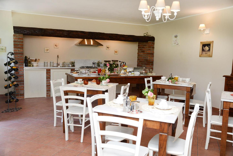 Food & Drinks 5, Tenuta degli Angeli Rossi, Asti