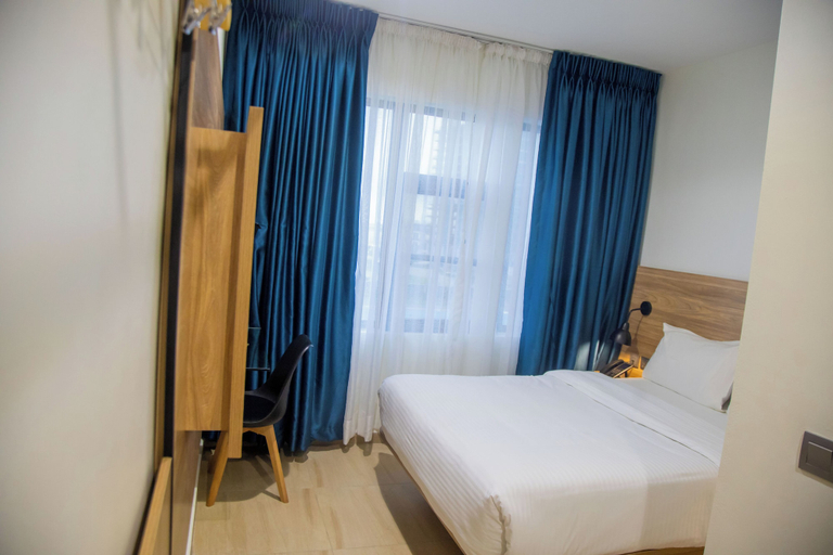 Bedroom 3, Hotelinn Oniru, Eti-Osa