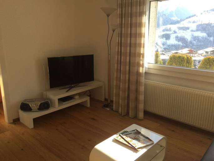 Others 4, Segnas Mountain Apartment, Surselva