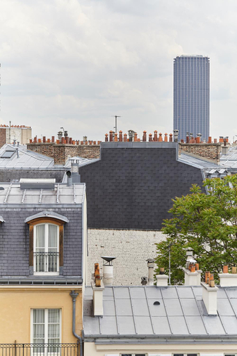 Others 5, Hotel Royal Phare, Paris