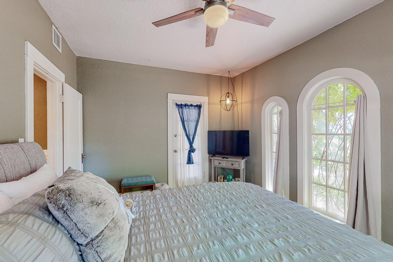 Bedroom 2, Historic on 5th, Pima