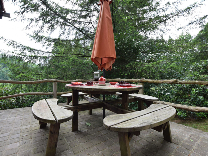 Chalet and gypsy caravan in a green and peaceful, Luxembourg