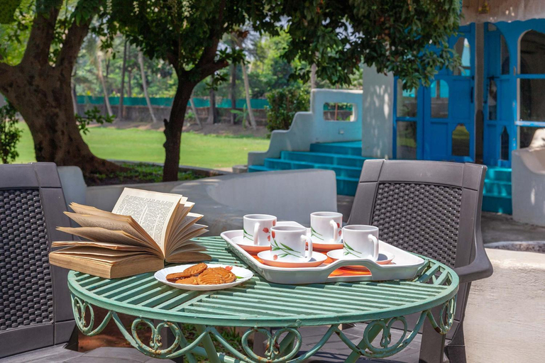Food & Drinks, StayVista's Casa Blanca - Modern elegance with a pool, spacious lawn & diverse activities, Raigarh