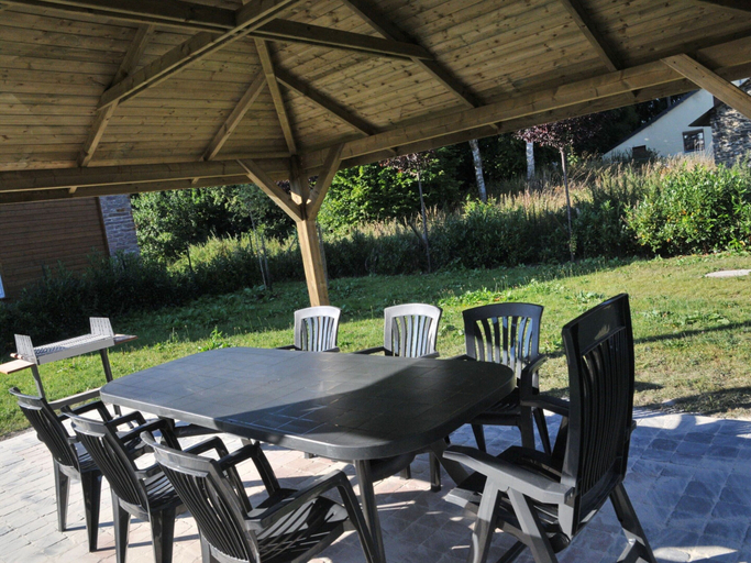 Food & Drinks 4, Holiday Home in Bastogne With Sauna & Bubble Bath, Luxembourg