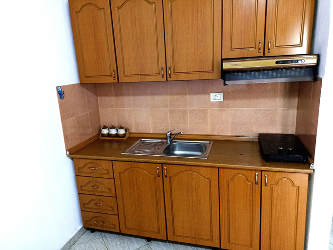Others 4, Apartment in the Plazh Area Surrounded by Greenery, Durrësit