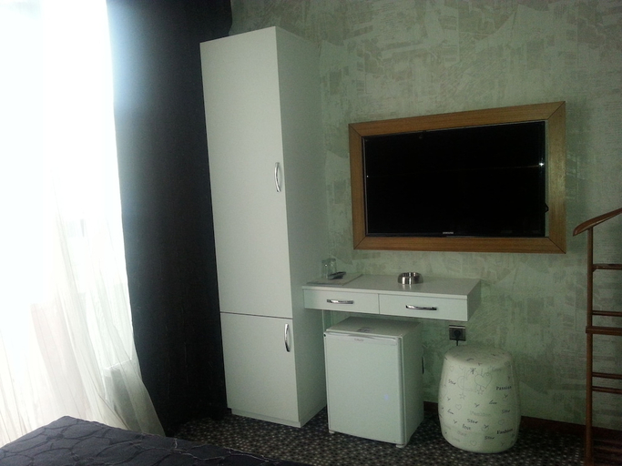 Bathroom 3, Galata Palace Hotel, Beyoğlu