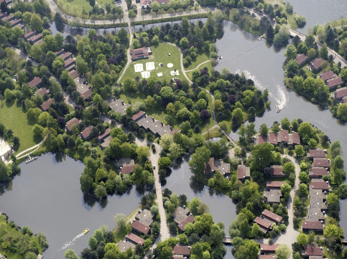 Exterior 2, Luxurious Villa With Pool and Sauna, Weert