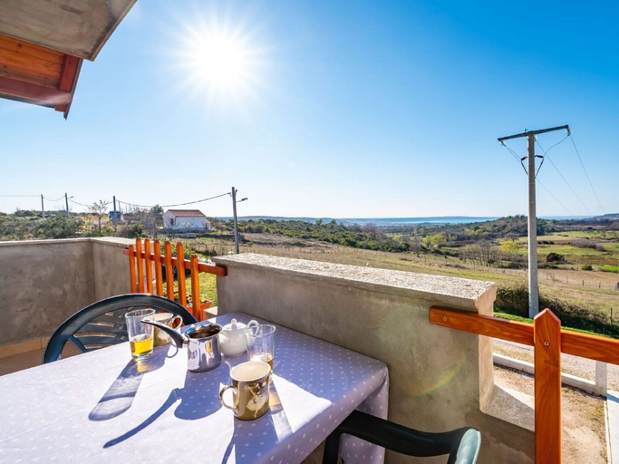 Others 5, Delightful Apartment in Radovin With Garden, Ražanac