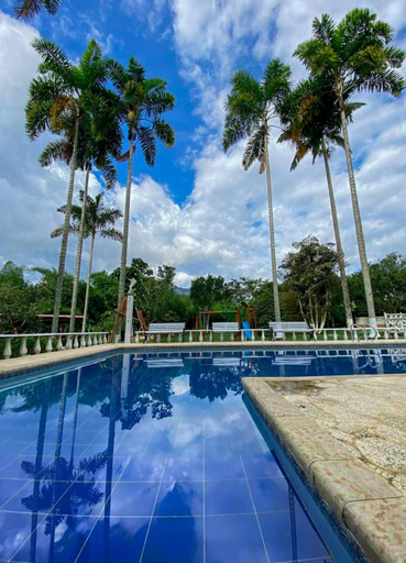 Others 2, Room with 2 double beds Number 14, Pereira