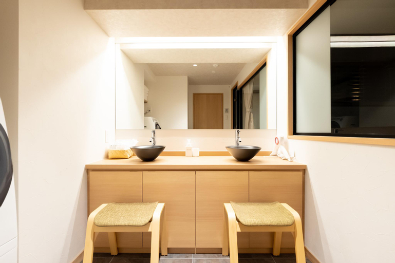 Dining Room 21