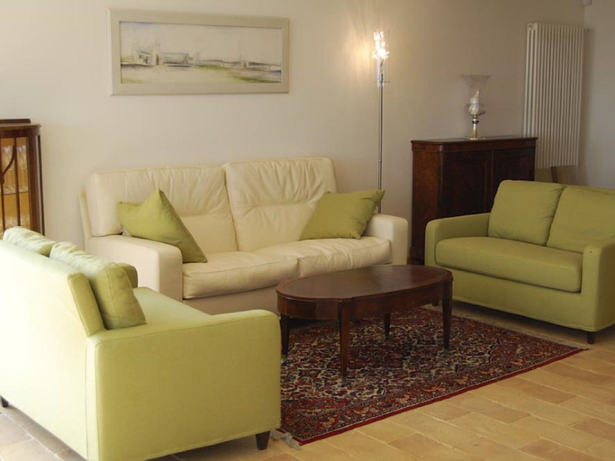 Living area 3, Belvilla by OYO Villa Degli Olivi, Viterbo