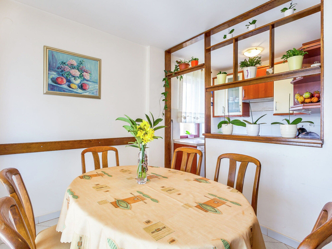 Others 5, Detached 6 Bedroom House with Private Pool near Ližnjan, Ližnjan