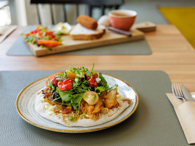 Food & Drinks 4, Forest-edge Family Bungalow, Apeldoorn