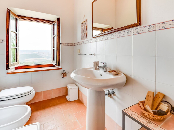 Bathroom, Belvilla by OYO Piandigoro - Le Querce, Siena