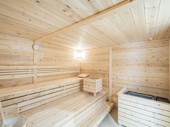 Others 5, Peaceful Apartment in Gosau With Shared Sauna, Gmunden