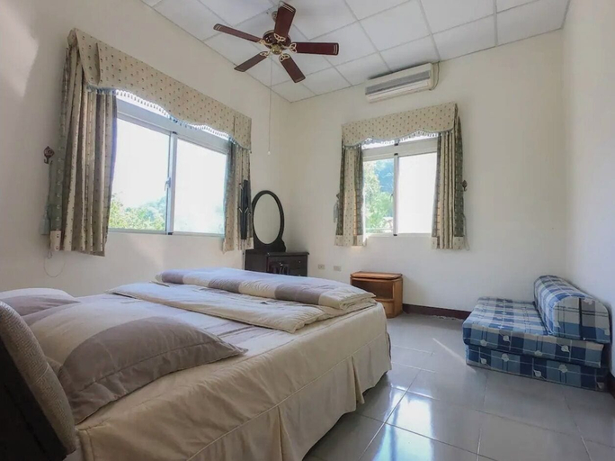 Bedroom 1, Little girl's home, Nantou
