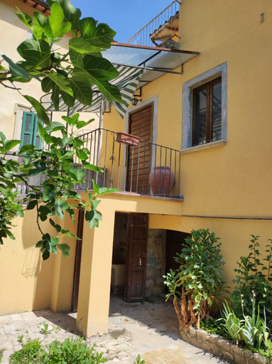 Others 3, Residence il giardino sul fiume Nera, Perugia
