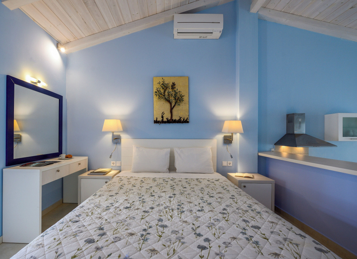 Bedroom 2, Elpiniki Luxury Apartments, Central Macedonia