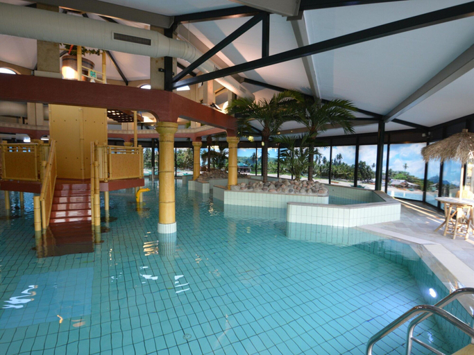 Others 2, Comfortable Chalet With Combi-microwave, in a Green Area, Arcen en Velden