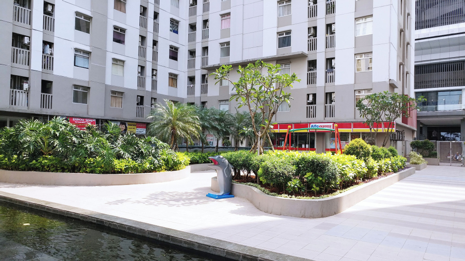 Exterior & Views, Cozy Living Studio At Green Bay Pluit Apartment, North Jakarta