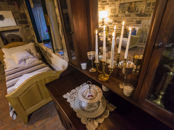 Bedroom 3, Holiday Home Near Adriatic Sea and Krka Falls, Benkovac