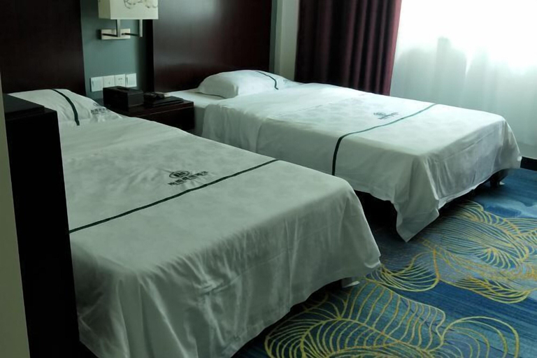 Bedroom 3, Ming Tien Inn, Zhaoqing