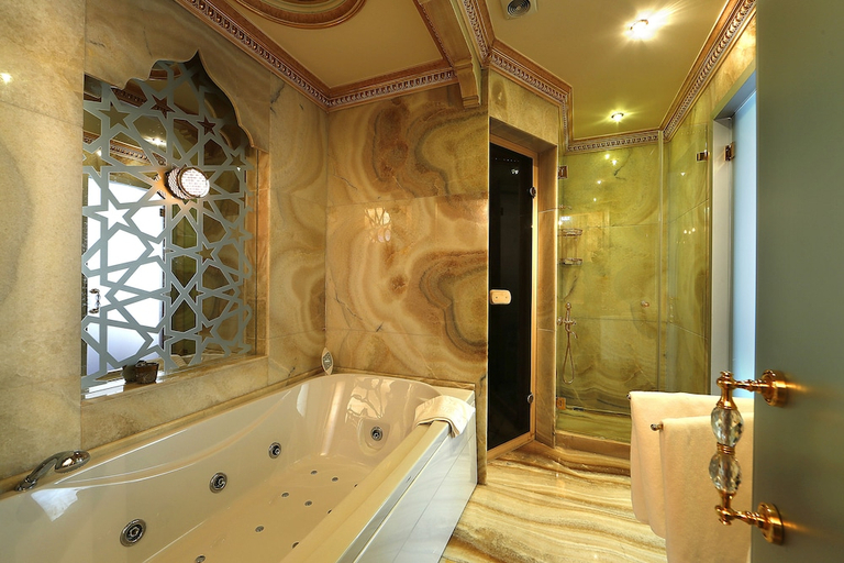 Bathroom 4, Fuat Pasa Yalisi, Sarıyer