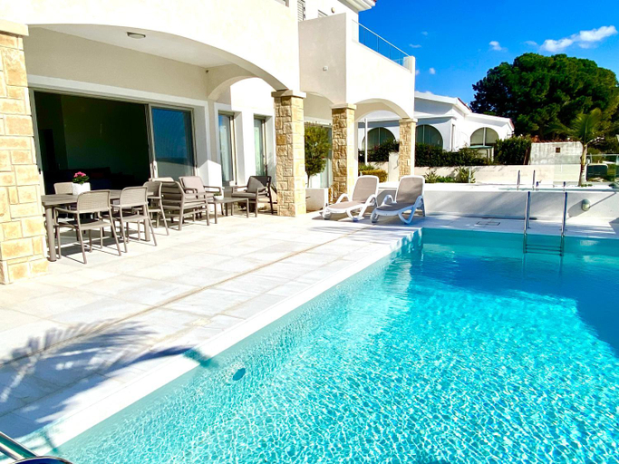 Others 3, coral bay beach villa