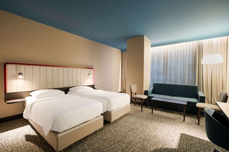 Bedroom 2, Park Inn By Radisson Istanbul Atasehir, Maltepe