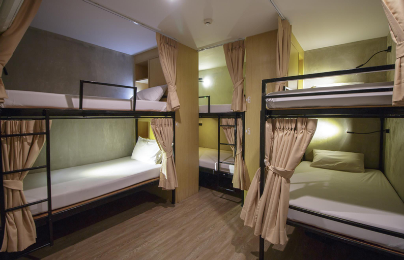 Bedroom 26