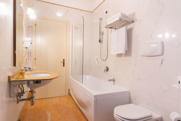 Bathroom 5, Hotel Alle Acque, Vicenza