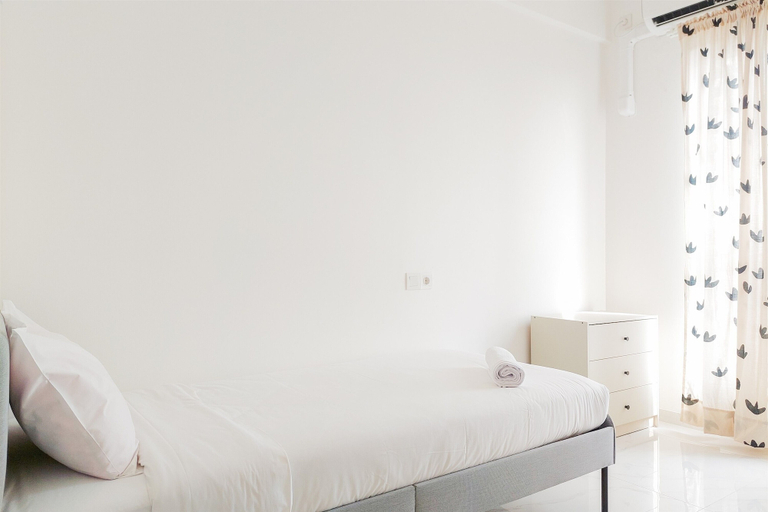 Bedroom 3, Warm And Homey Studio Apartment At Sky House Alam Sutera, Tangerang