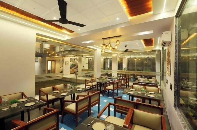 Food & Drinks 4, Sandhya Manohar Beach Resort, Raigarh
