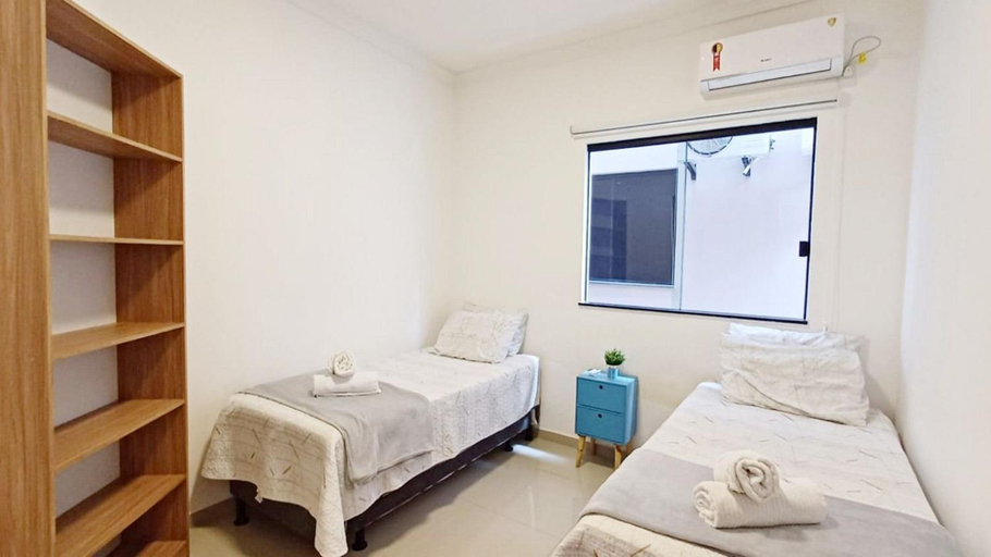 Bedroom, Conforto e Lazer a Passos da Praia de Taperapuan, Porto Seguro