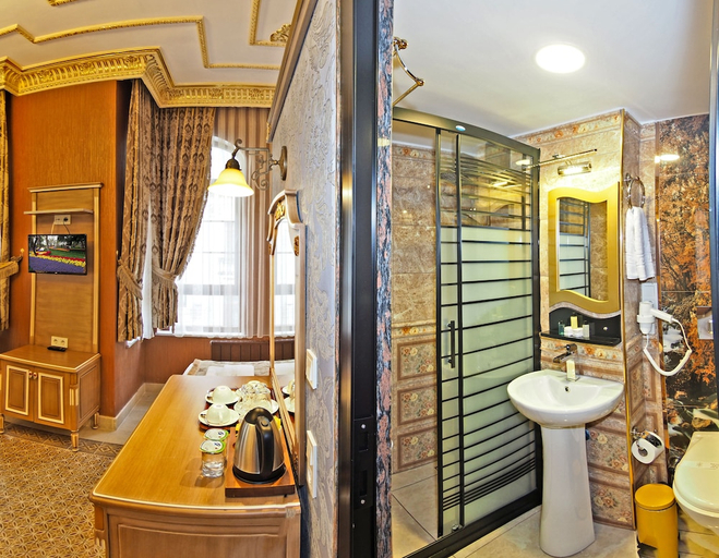 Bathroom 5, Sirkeci Gar Hotel, Fatih