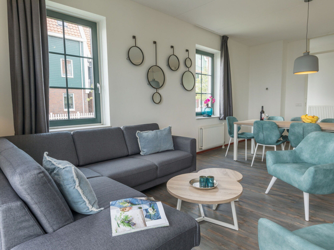 Living area 3, Pet-friendly Garden Getaway, Edam-Volendam
