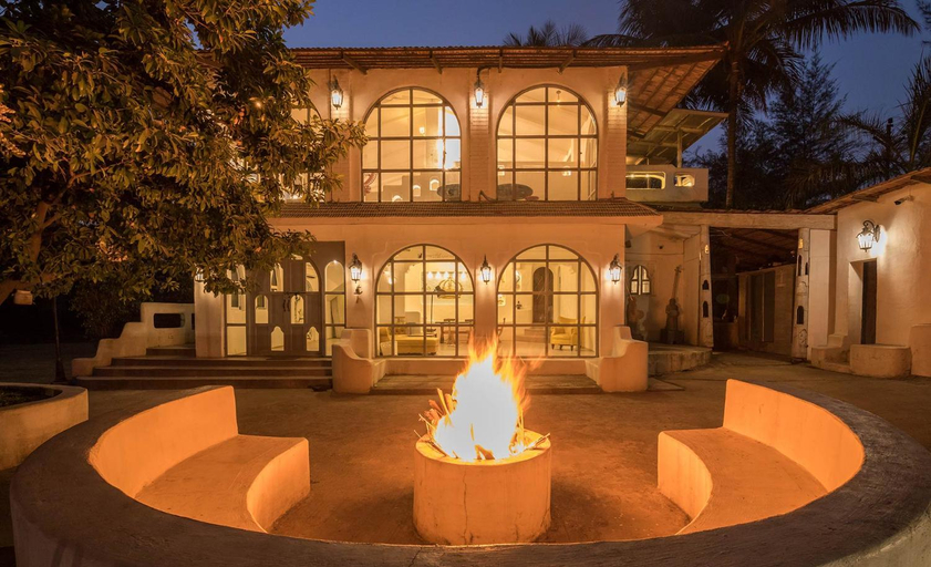 Exterior & Views 1, StayVista's Casa Blanca - Modern elegance with a pool, spacious lawn & diverse activities, Raigarh