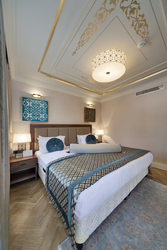 Bedroom 3, Golden Age Hotel, Beyoğlu