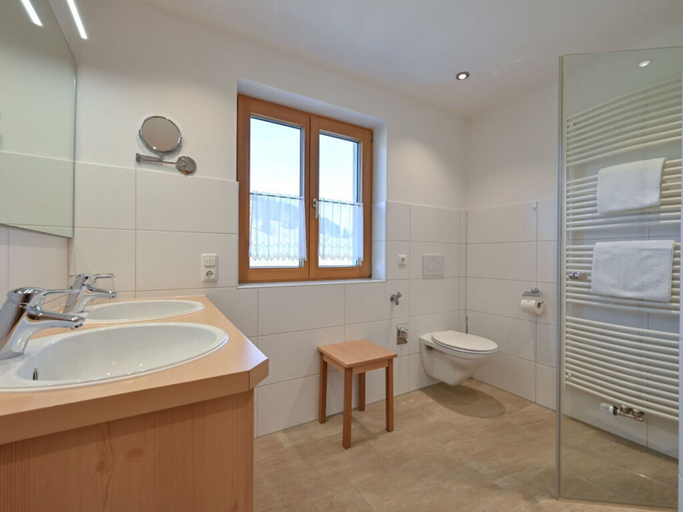 Bathroom 2, Holiday Apartment in Langenargen, Ostallgäu