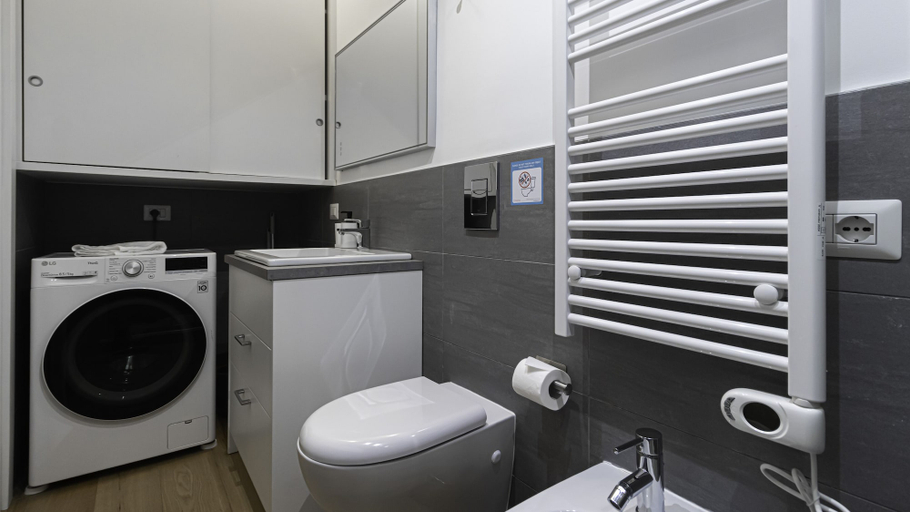 Bathroom 3, Italianway - Tartini 23, Milano
