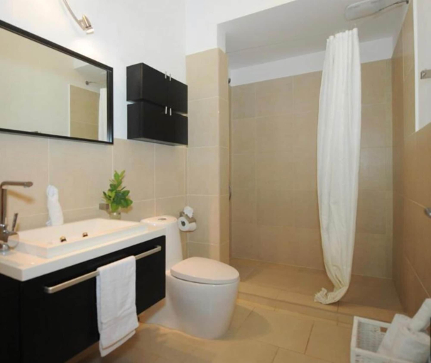Bathroom 4, 2 Bedroom 3 bath Beachfront Condo, Sosua