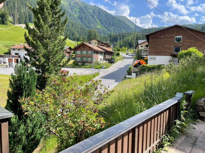 Others 3, California House, Prättigau/Davos