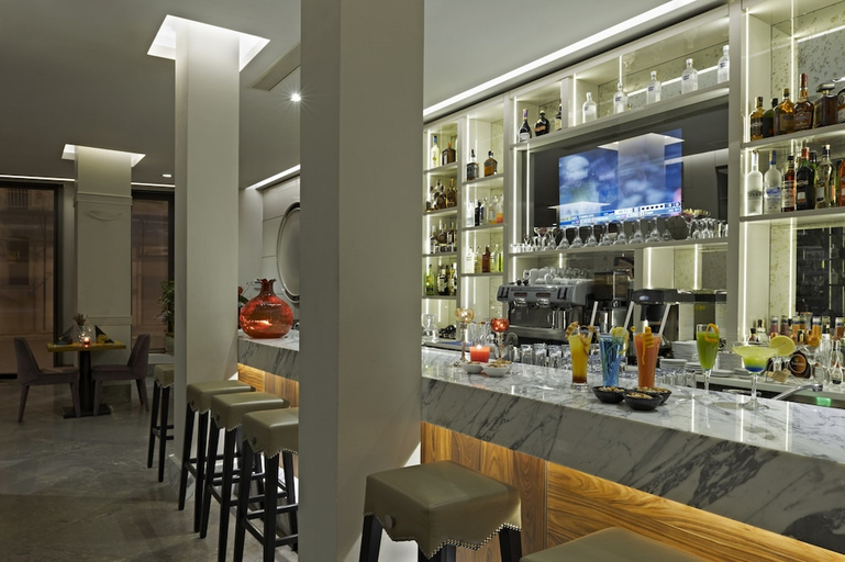 Food & Drinks 3, Four Points Flex by Sheraton Istanbul Taksim Square, Beyoğlu