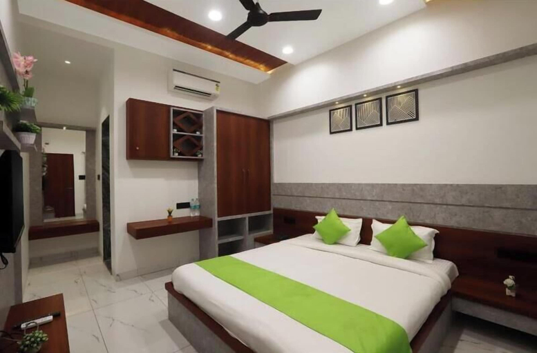 Bedroom 2, Sandhya Manohar Beach Resort, Raigarh