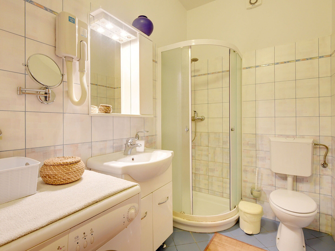 Bathroom 4, Apartment in Medulin near the Beach, Medulin