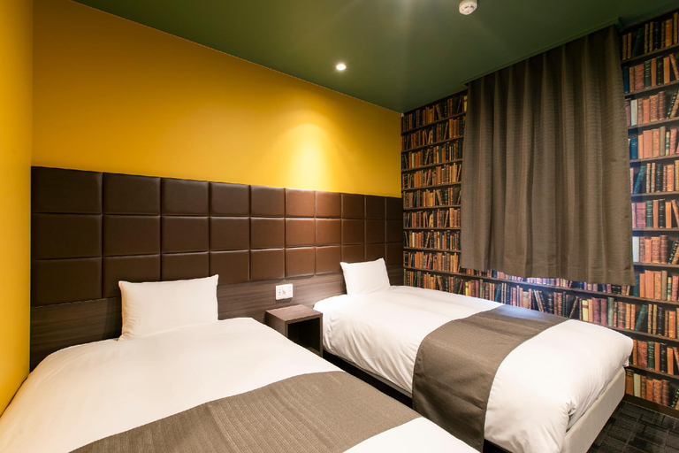 Bedroom 12