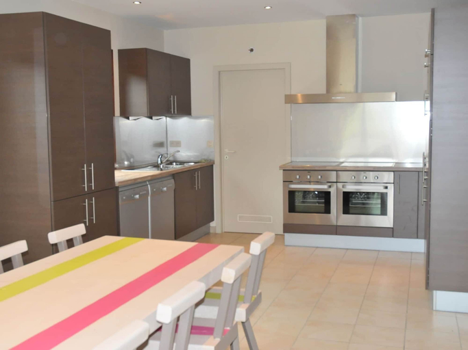 Others 4, Holiday Home in Houyet with Private Sauna, Namur