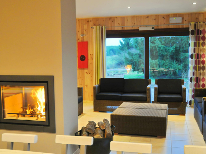 Others 3, Holiday Home in Houyet with Private Sauna, Namur